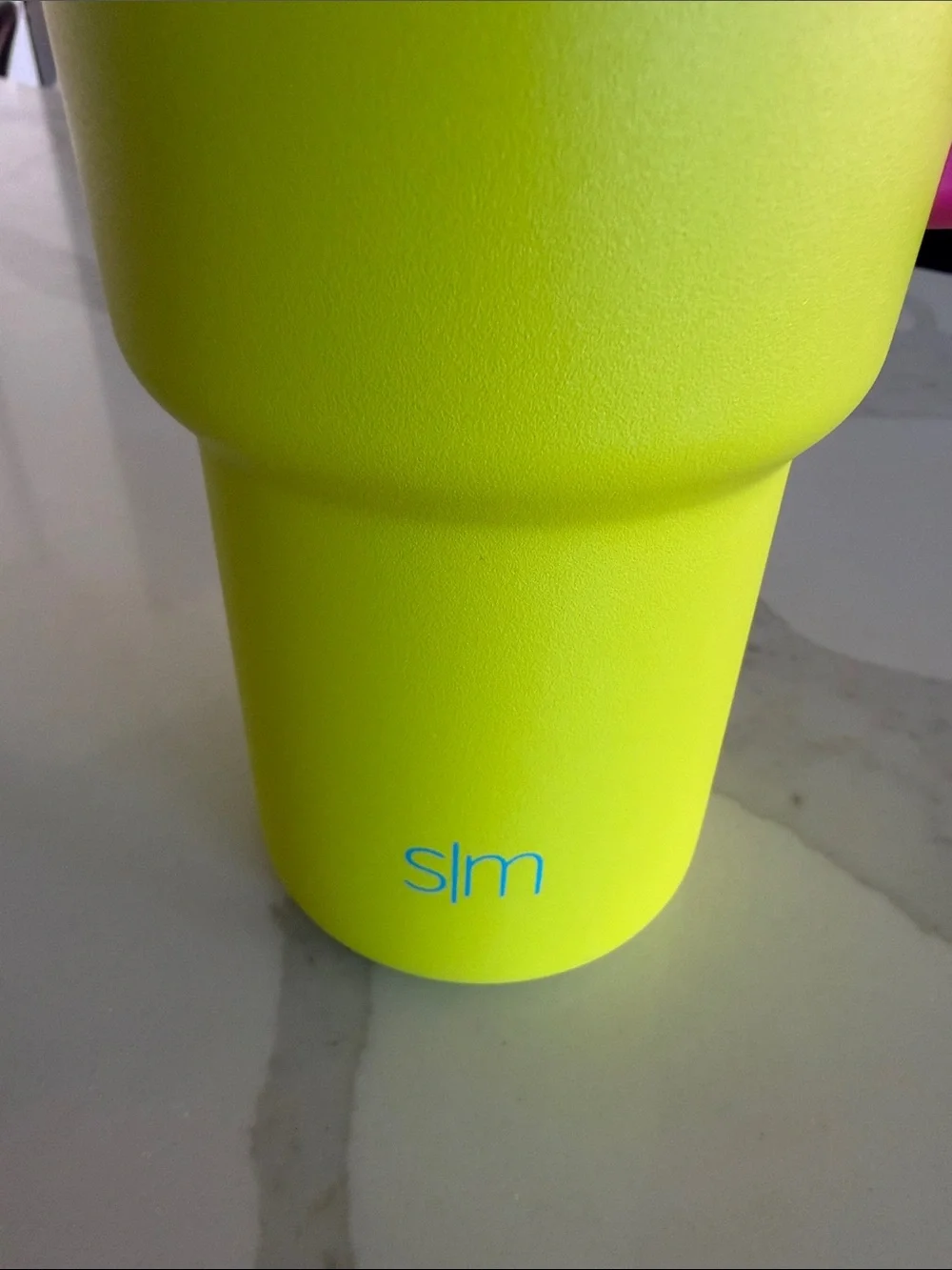 Simple Modern Kids 24 oz Tumbler w Handle Silicone Straw Spill Proof Leak Resist - Picture 2 of 9